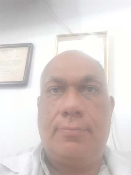 Dr. MAURICIO DELGADO UMAÑA